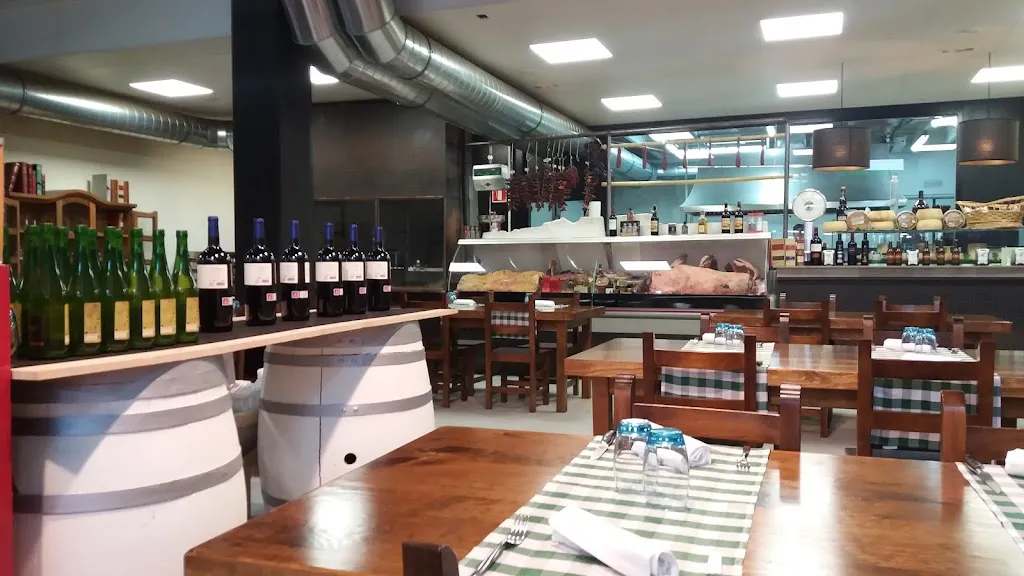 La Nave Sagardotegia restaurant in Valle de Trápaga-Trapagaran