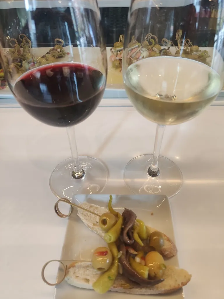 bor Serra_Bar Larraineta_Valle de Trápaga-Trapagaran_review