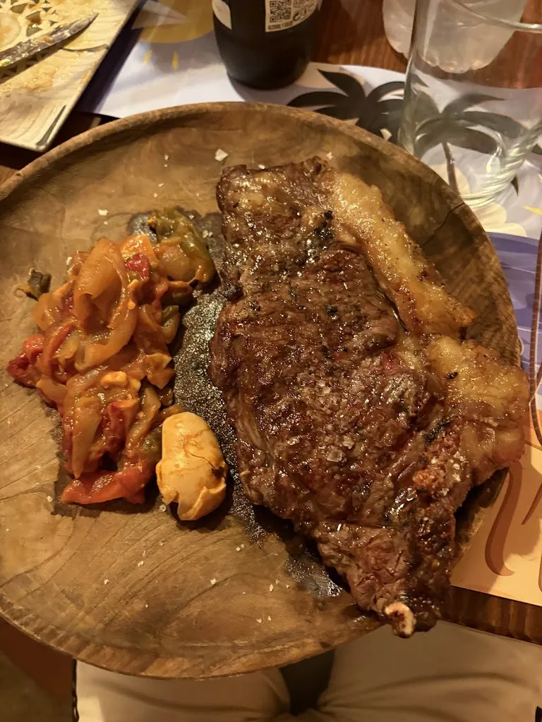 James Bray_Grotte del Huécar_Anguix_review