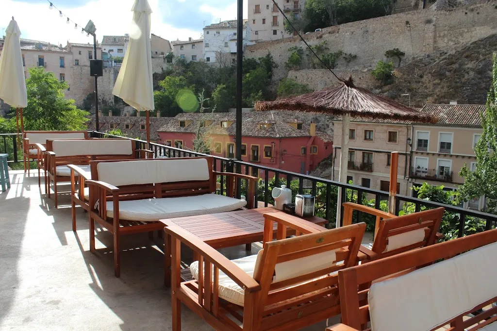 Grotte del Huécar restaurant in Anguix
