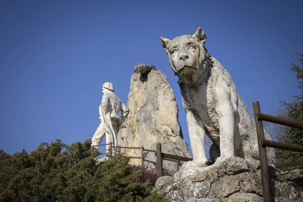 Monumento al Pastor_Ameyugo_slider_image_3