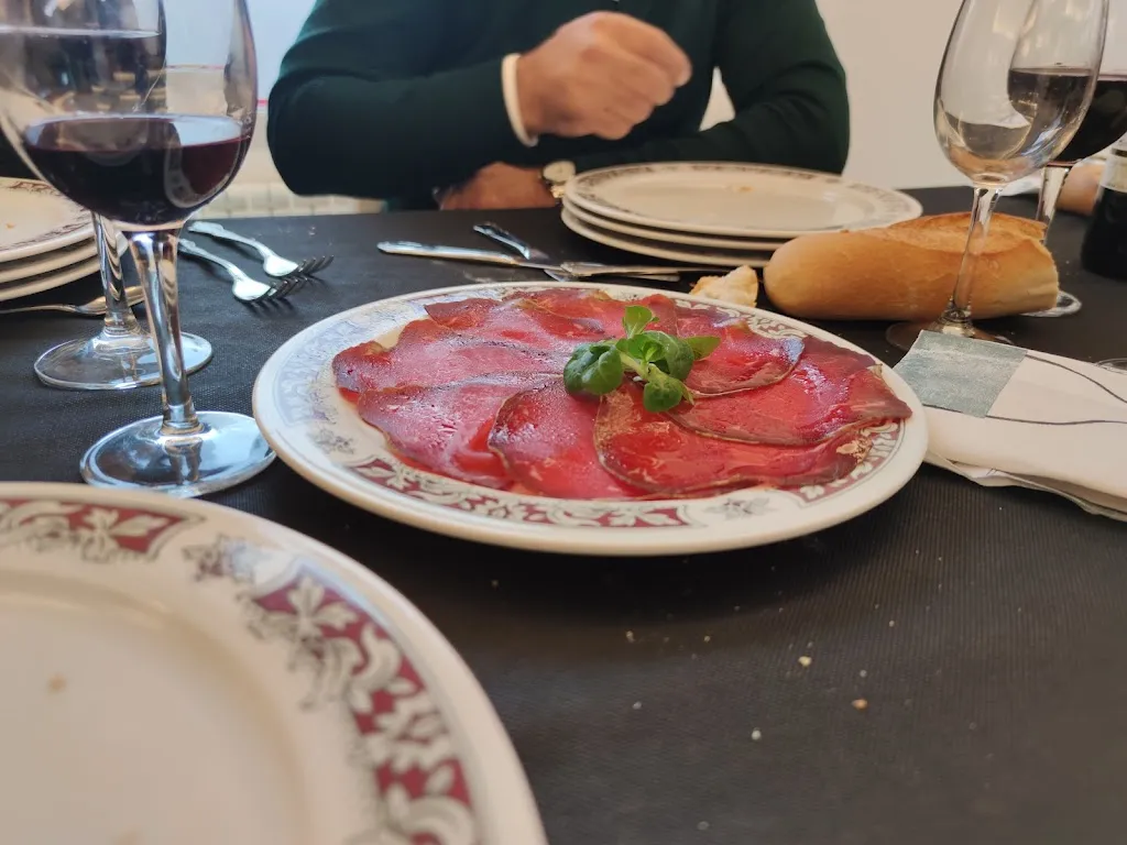 Jesús de la Fuente_La Italiana_Alcocero de Mola_review