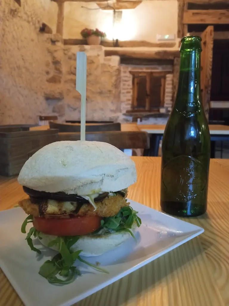 La Rústica Caravan-Bar_Alcocero de Mola_slider_image_3