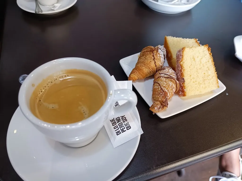 Dolche Cafe_Val do Dubra_slider_image_3