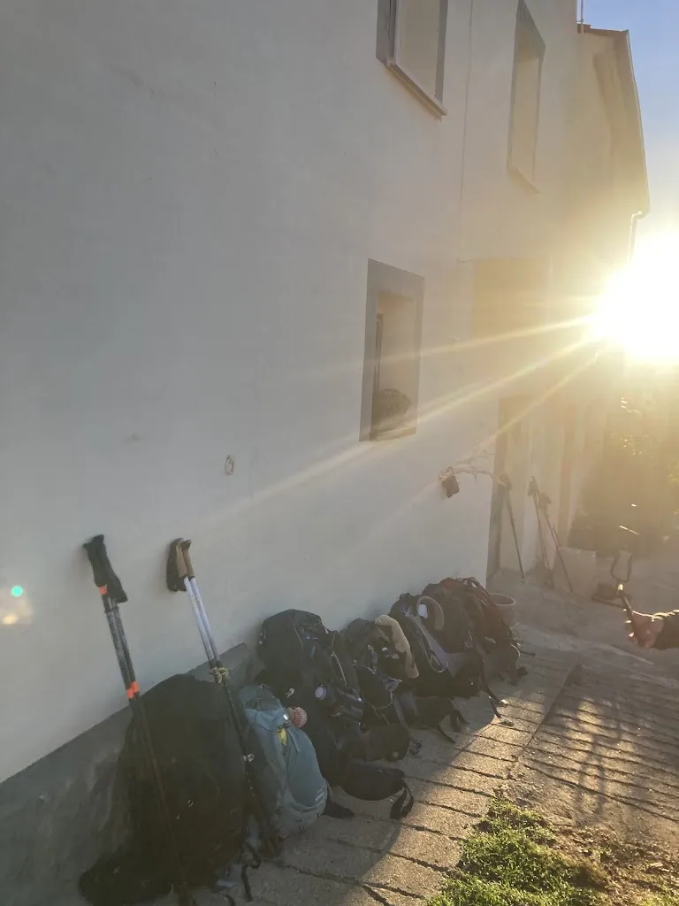 Helen Young_Bar Caléndula Tosantos_Alcocero de Mola_review