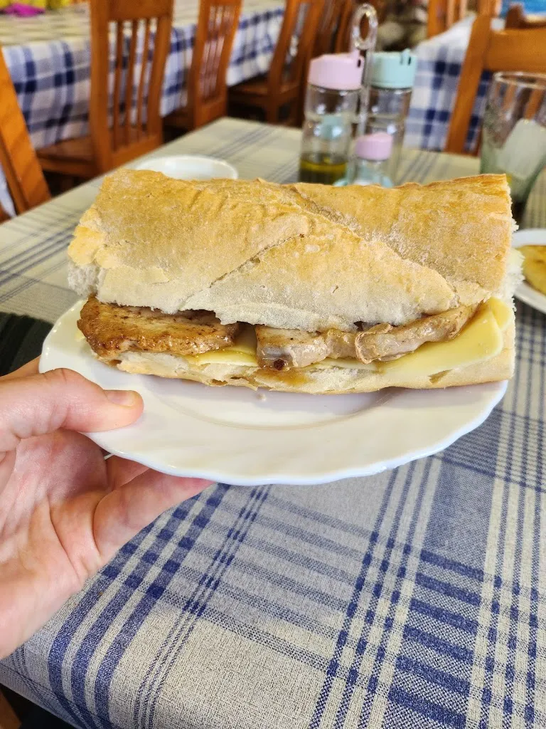 Bar Caléndula Tosantos_Alcocero de Mola_slider_image_2