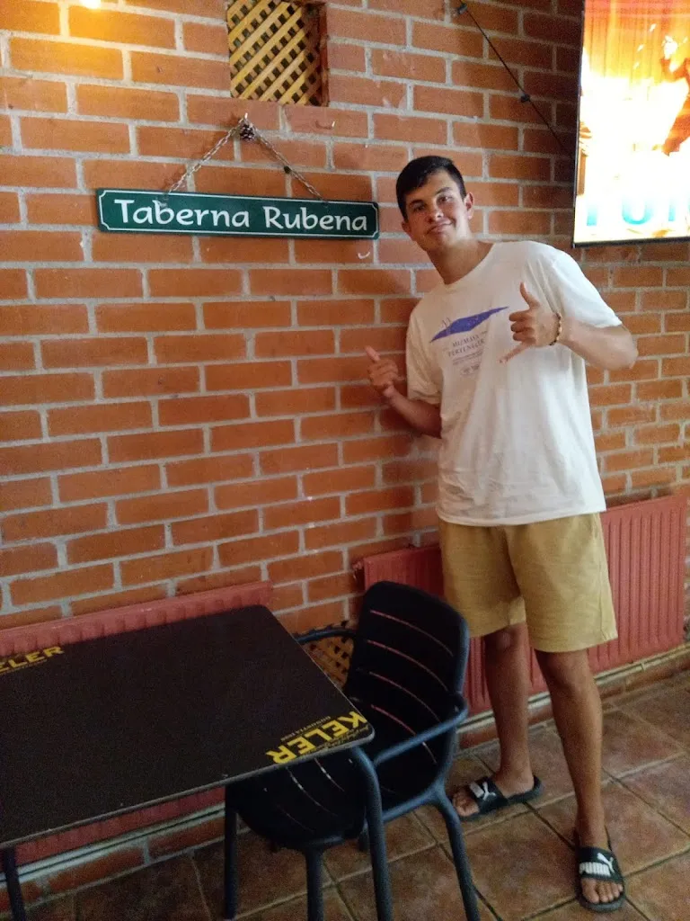 sergio urquijo_Taberna de Rubena_Alcocero de Mola_recensione