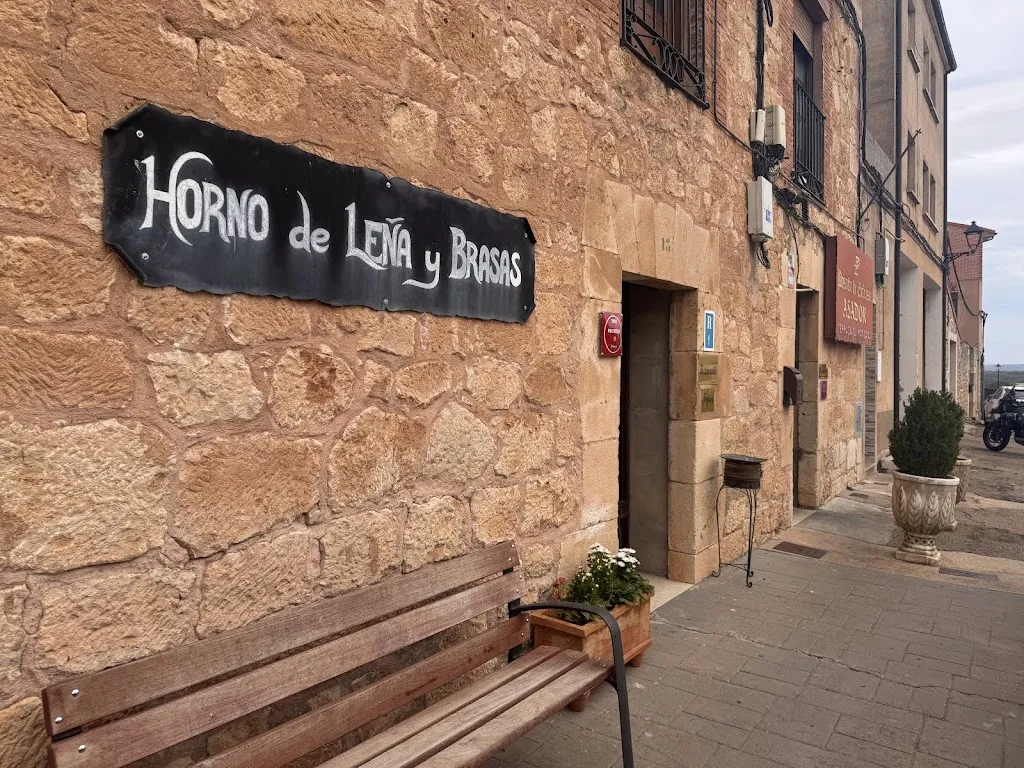 Asador de Eufrasio_Avellanosa de Muñó_slider_image_3