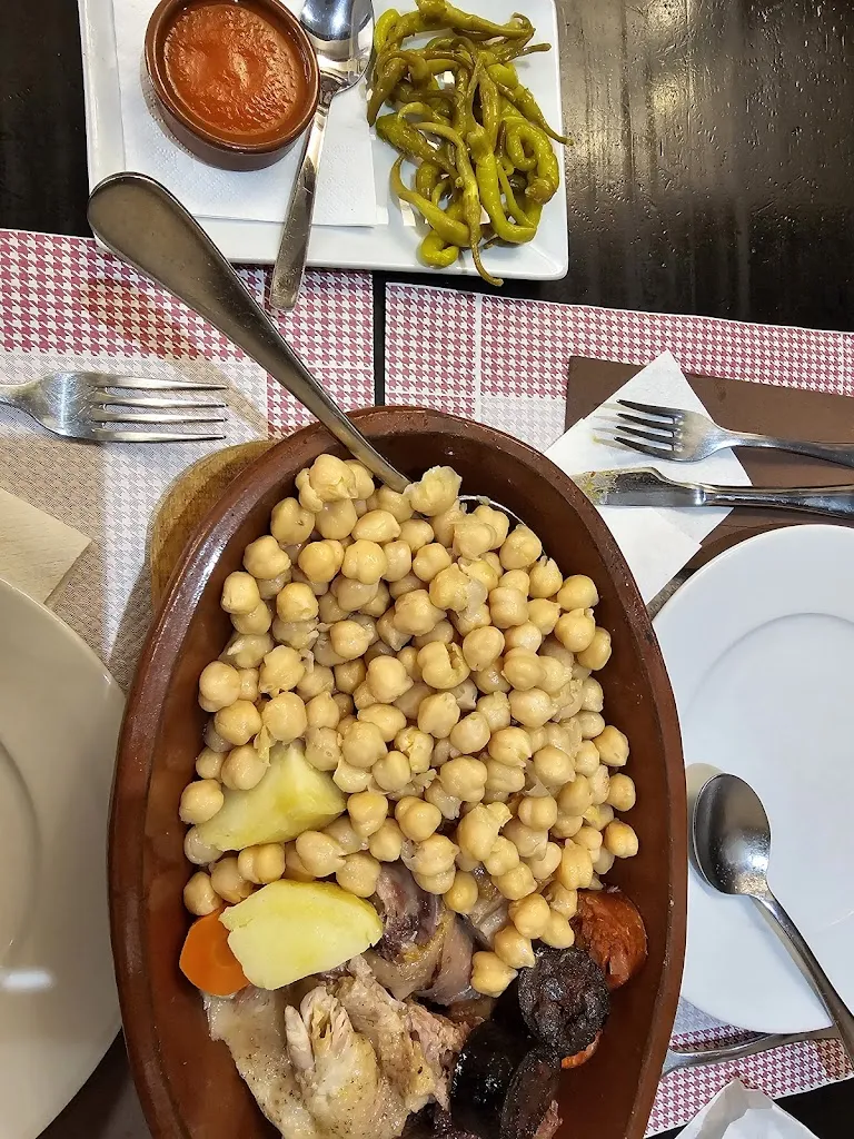 Irene Ly_Restaurante Los Arcos de Ponzano_Arcos_review