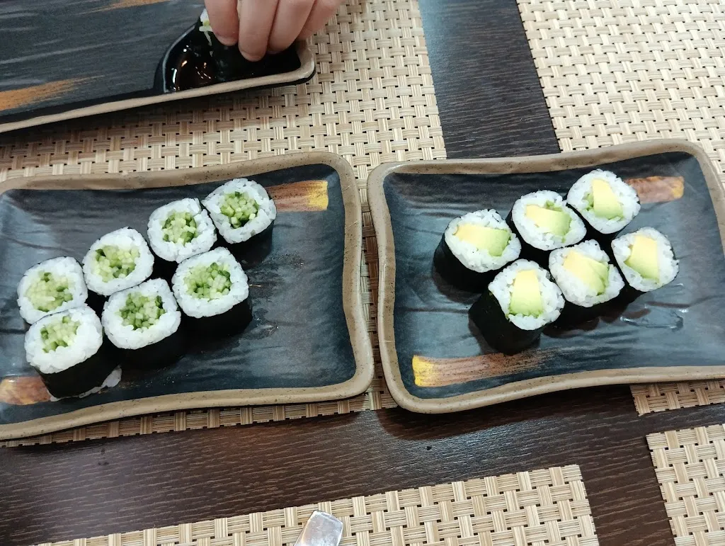 Menu_Lucky Dumpling & Sushi Las Rosas_Arcos_image_9