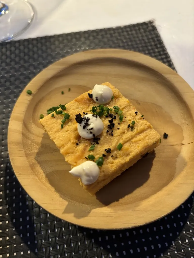 Benedict Low_A Horta d'Obradoiro_Santiago de Compostela_review