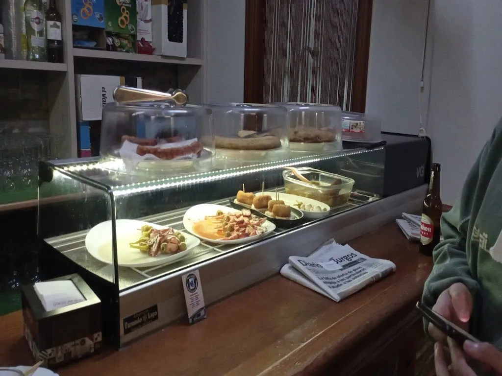 Igor Cerezo_BAR FUMISS_Barbadillo del Pez_review