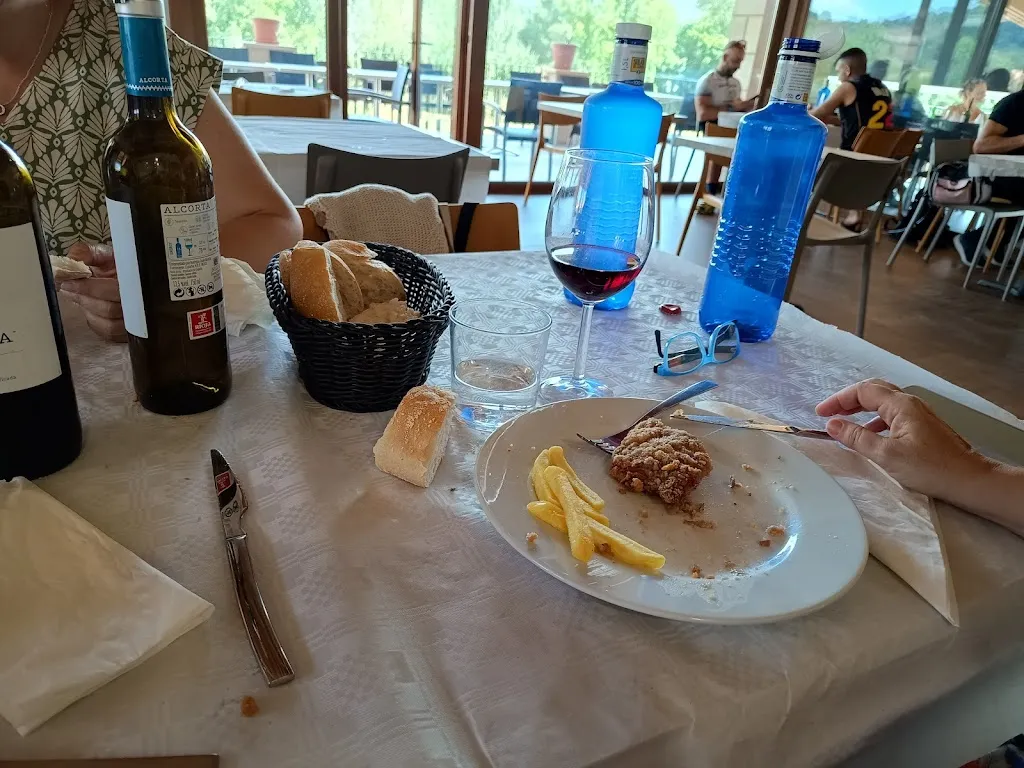 Isma Gartzia_La Pradera Bar-Restaurante_Barbadillo del Pez_review