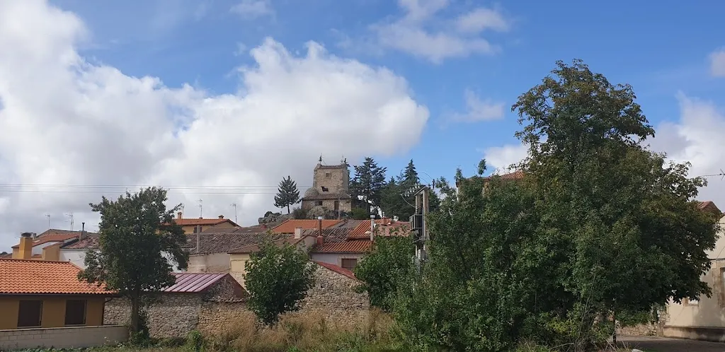 Bar los Arcos Tubilla del Lago_Baños de Valdearados_slider_image_2