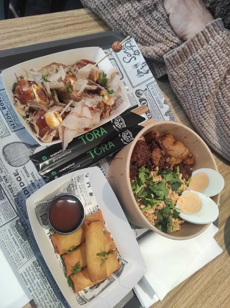 Menu_Tora Street Food_Barrio de Muñó_image_6