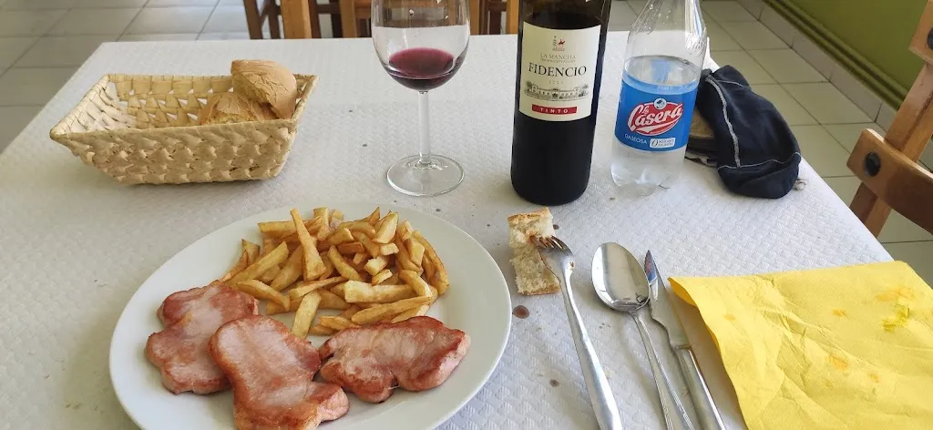 David Ciria_Restaurante el motero bar_Basconcillos del Tozo_review