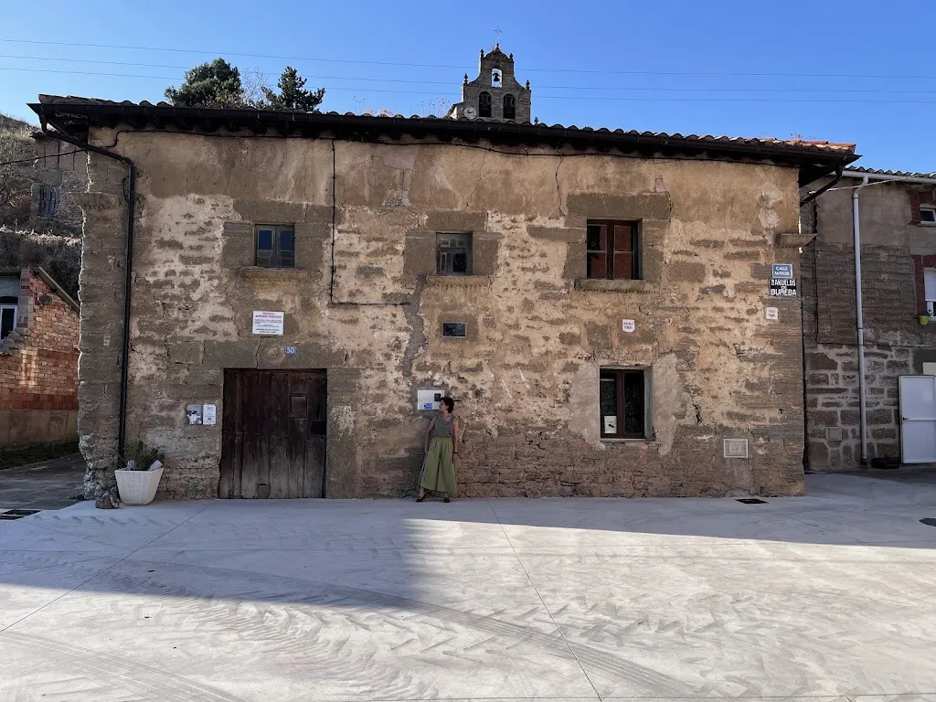 Jose An Garcia_Asociación Escuela Maestro Antoni Benaiges_Bañuelos de Bureba_review