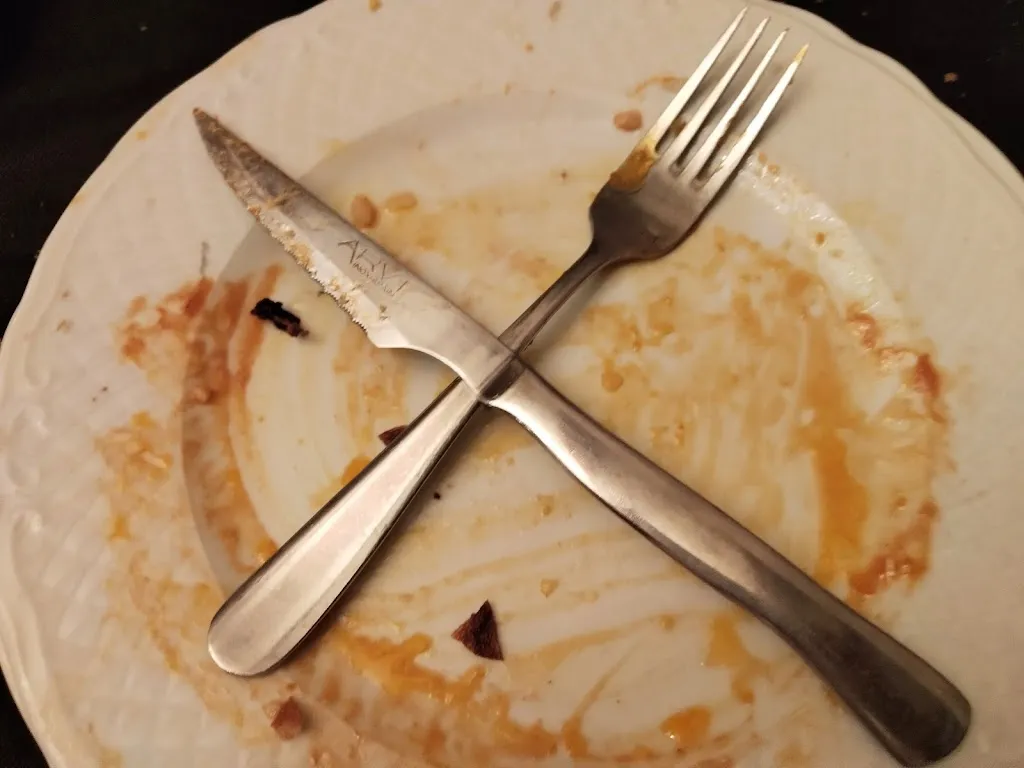 Milka Bueno_Mesón El Arco_Belbimbre_review