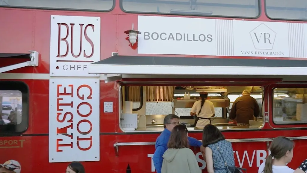 Hamburguesería el Surtidor restaurant in Belbimbre