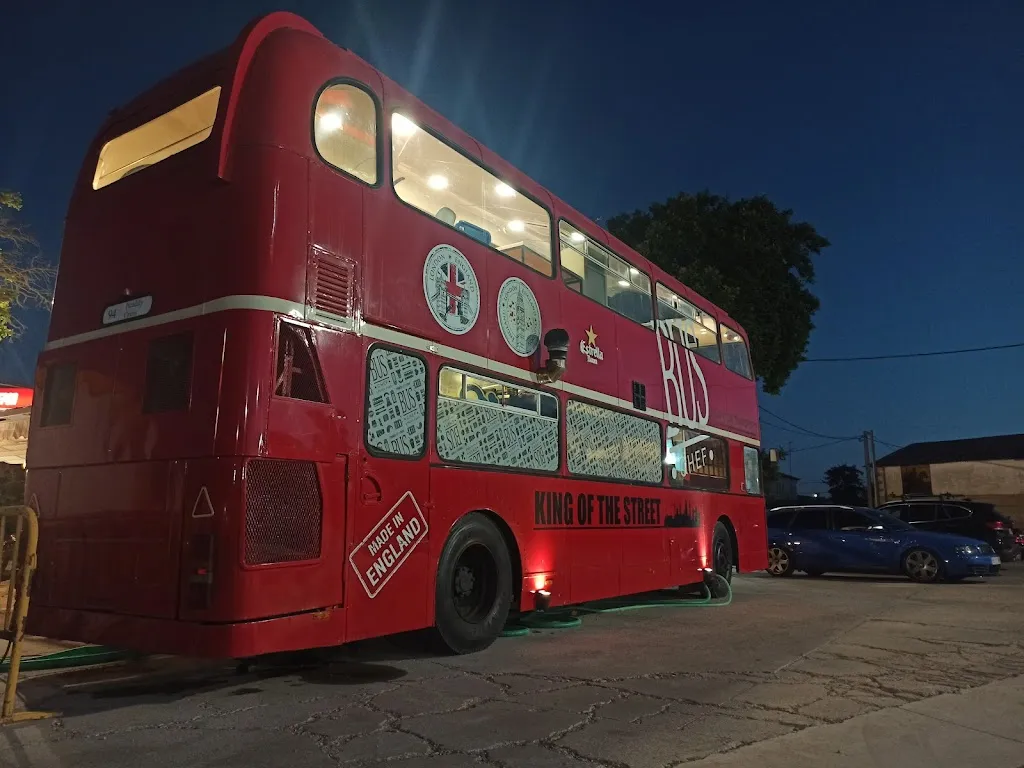 Hamburguesería el Surtidor_Belbimbre_slider_image_3