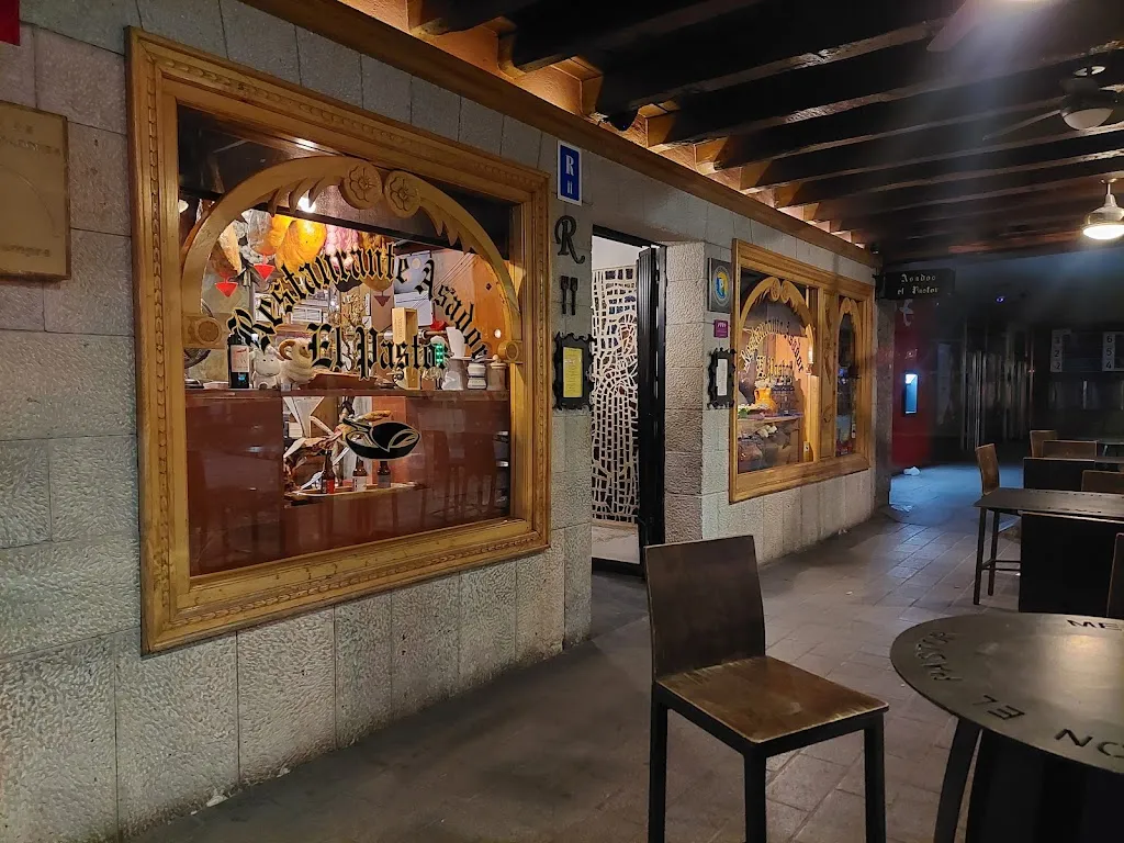 Mesón El Pastor | Horno de leña restaurant in Aranda de Duero