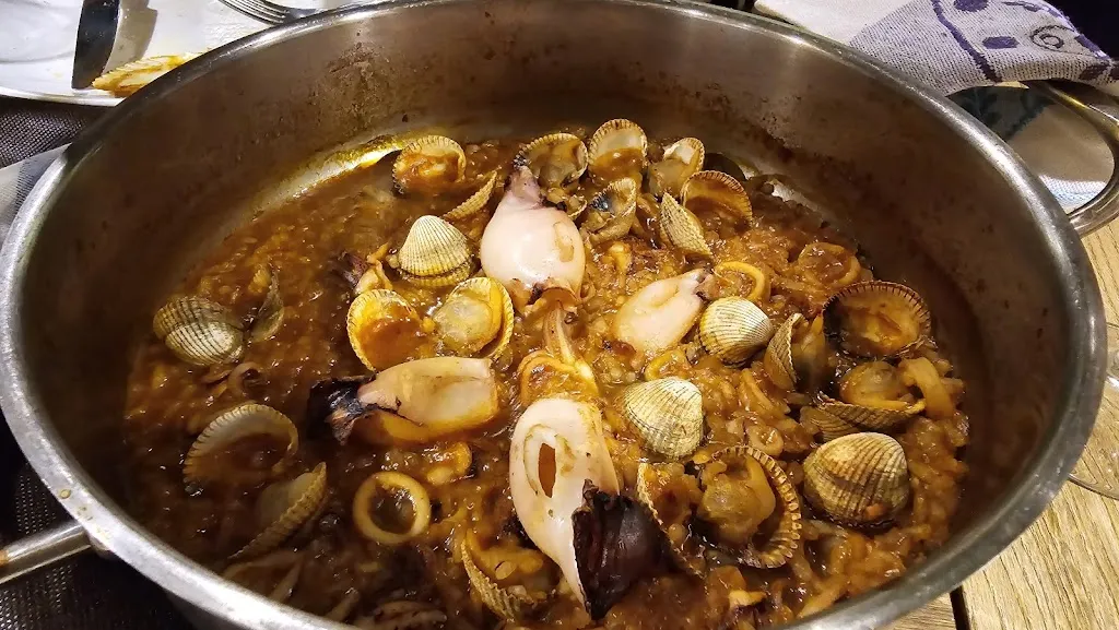 Chiliong_Los Caracoles Restaurante_Santiago de Compostela_review