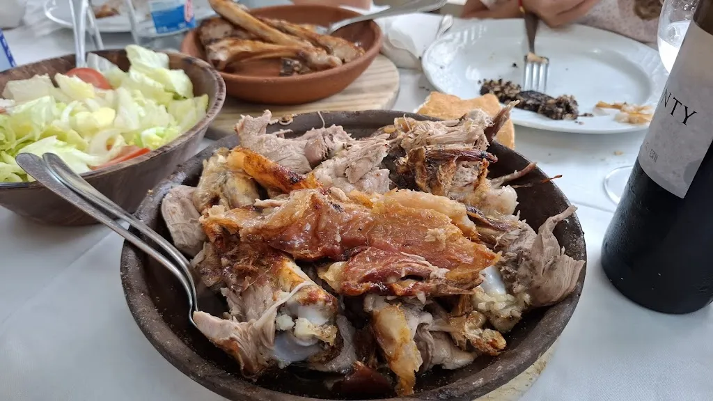 Sergio Serrano_Asador Rafael Corrales_Aranda de Duero_avis