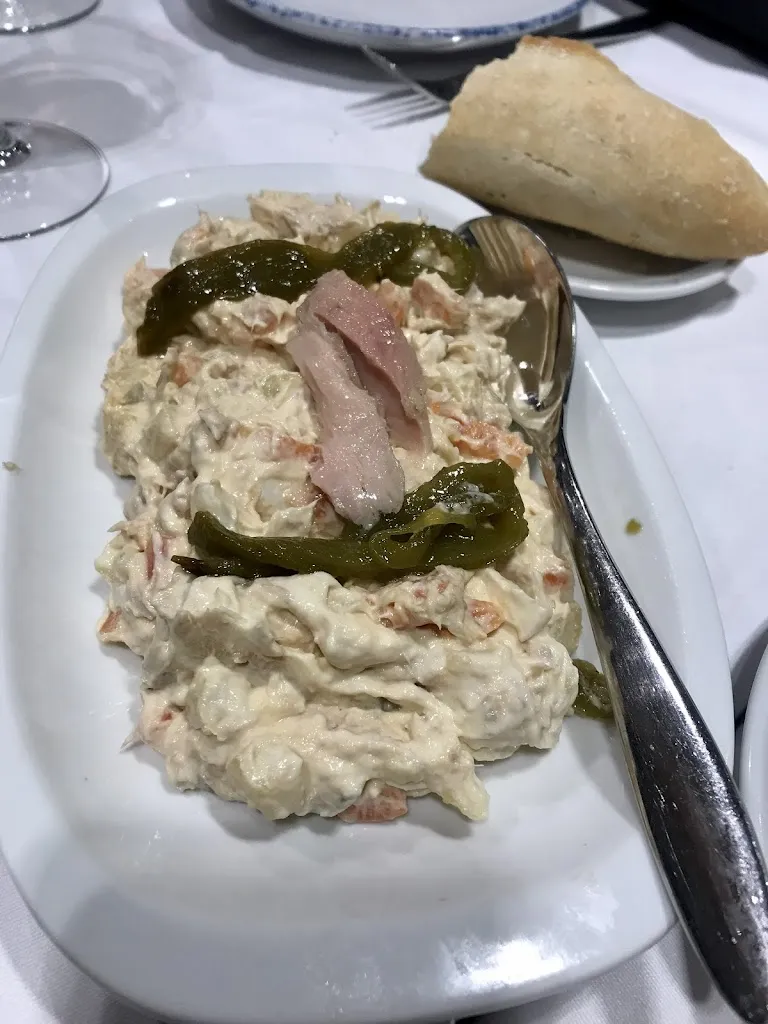 AGAPITA AGA_Corre ve y dile_Caleruega_review