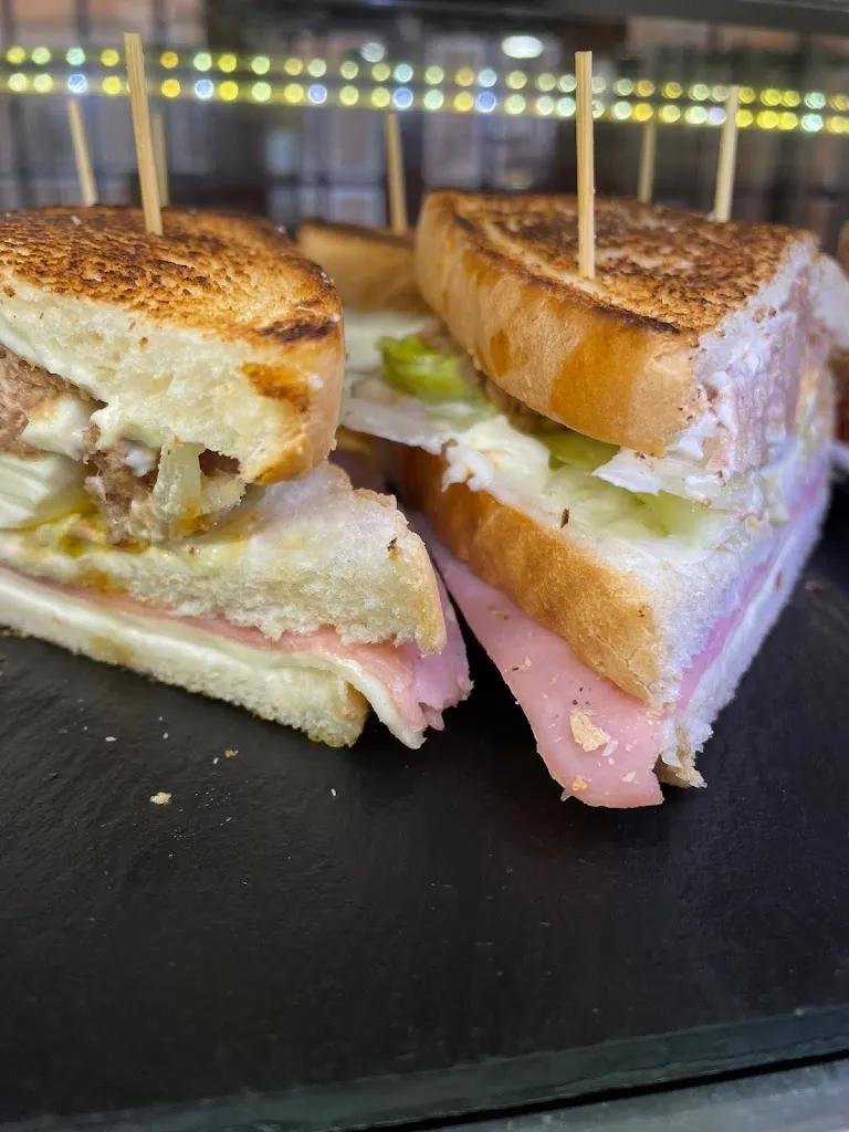 BAR EL FRONTERO_Belorado_slider_image_3