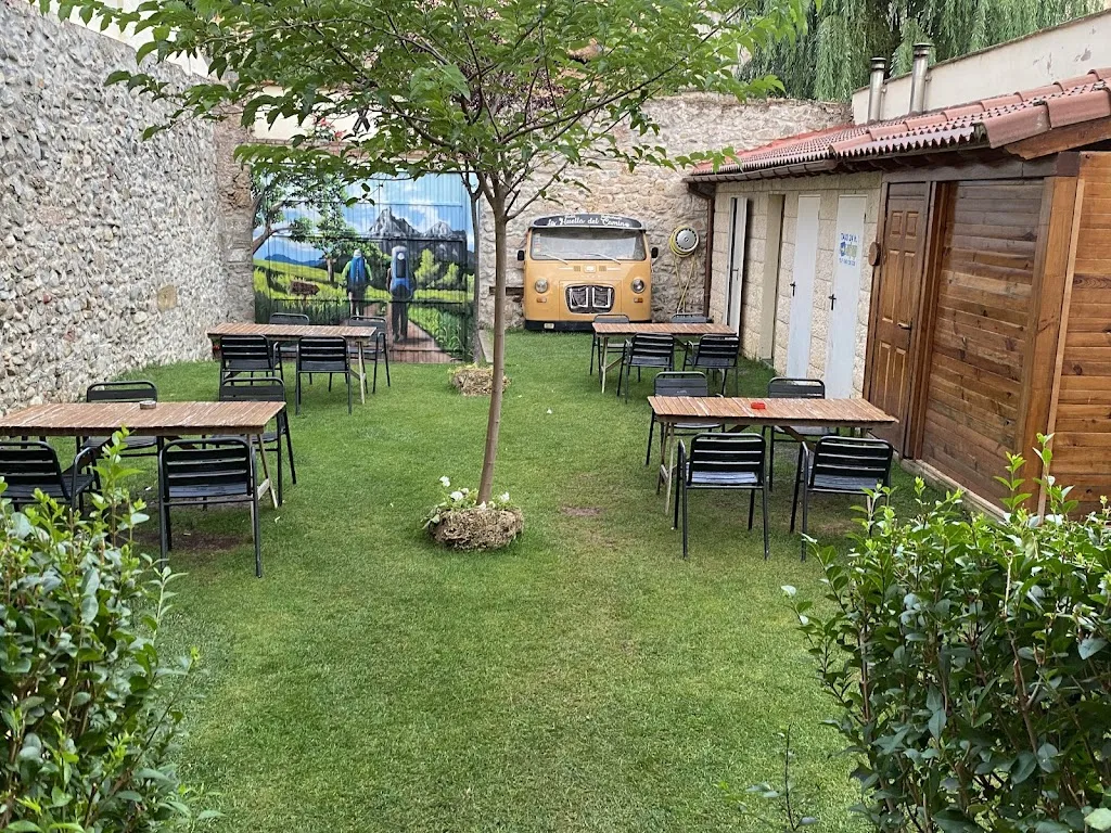 hotel restaurante "la huella del camino" restaurant in Belorado