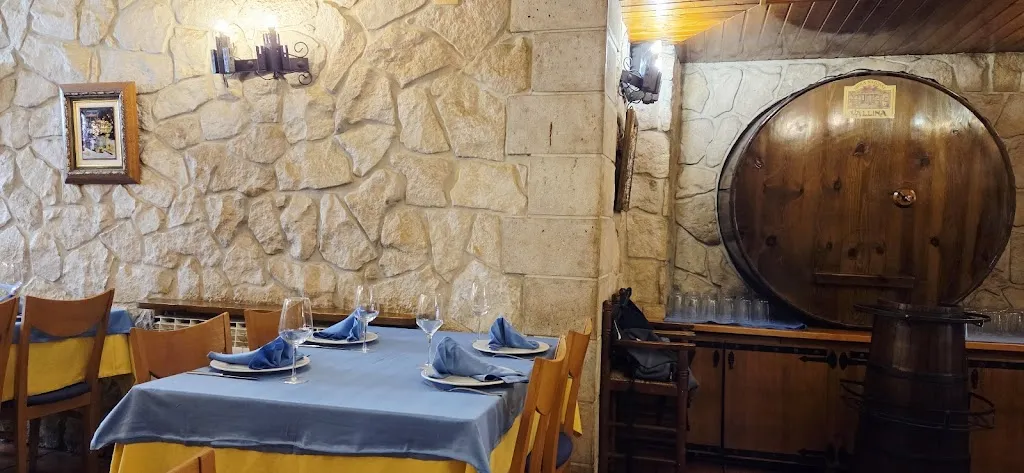 Restaurante El Trasgu_Cardeñadijo_slider_image_3