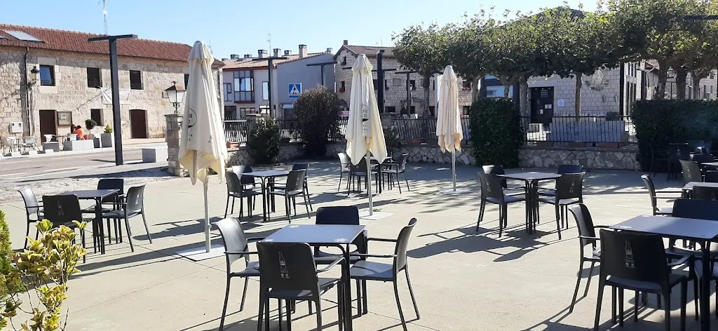 Bar Restaurante "El Ciprés" restaurant in Carcedo de Bureba