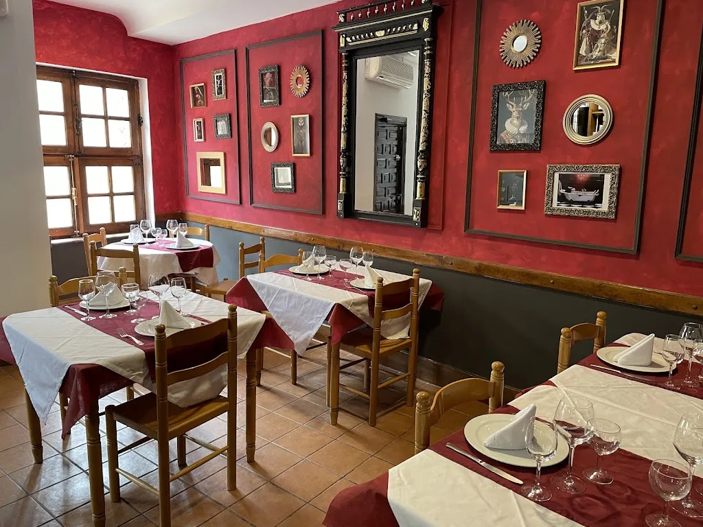 RESTAURANTE MIOCID FUSIÓN MEDIEVAL HISPANO FRANCOMEXICANA restaurant in Cardeñajimeno