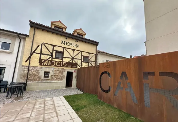 RESTAURANTE MIOCID FUSIÓN MEDIEVAL HISPANO FRANCOMEXICANA_Cardeñajimeno_slider_image_3