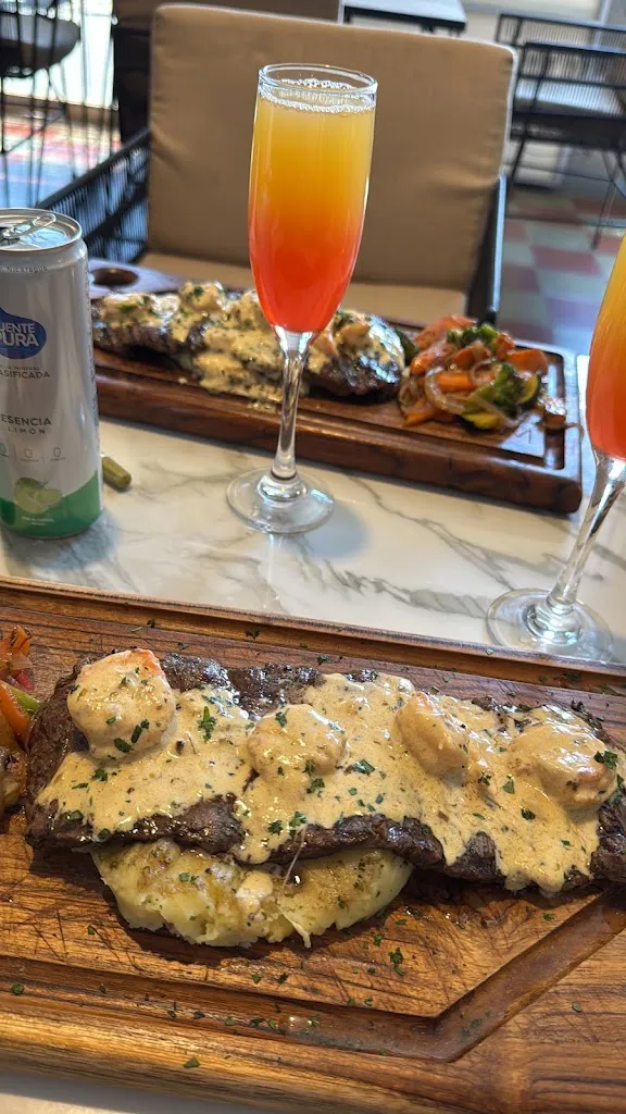 Jaqueline Sandoval_Tulum_Carazo_recensione