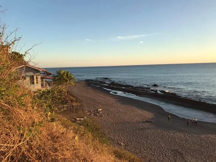 Marlon Morales_La Boquita, Playa de Carazo_Carazo_review