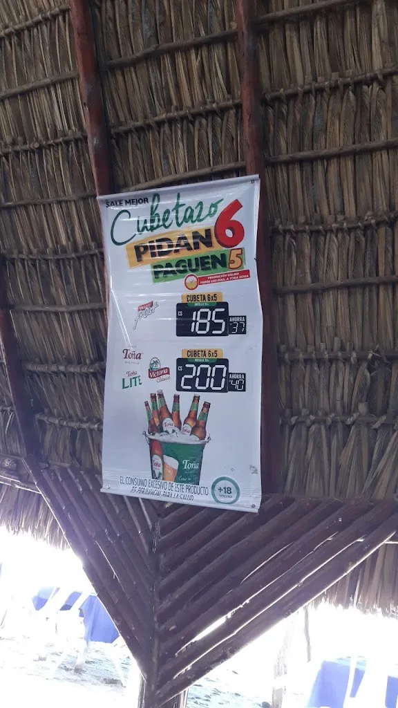 Rolando Fuentes_La Boquita, Playa de Carazo_Carazo_review