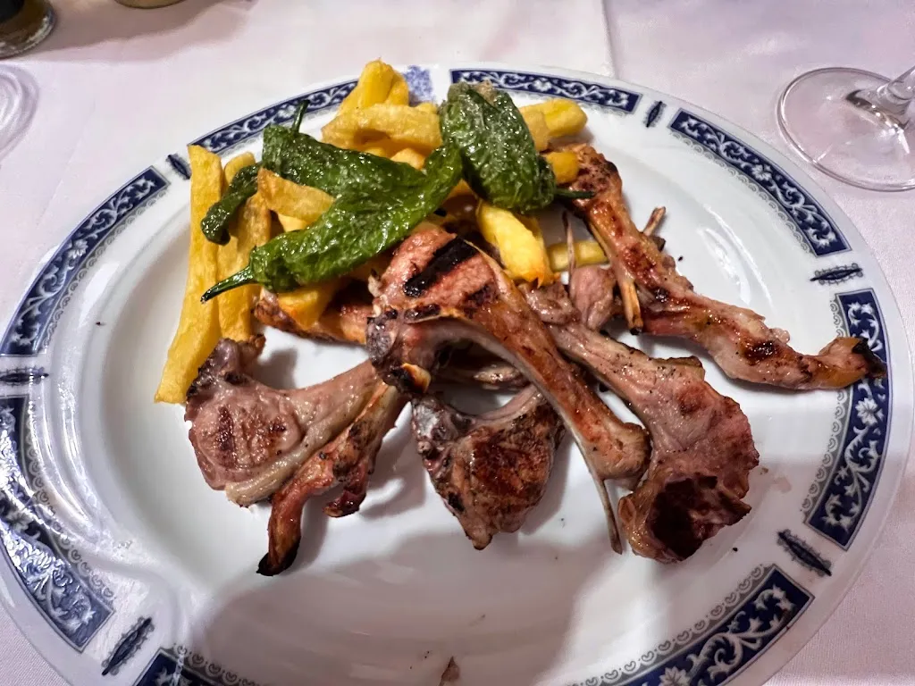 David Huchelega_Casa Emeterio_Carazo_review