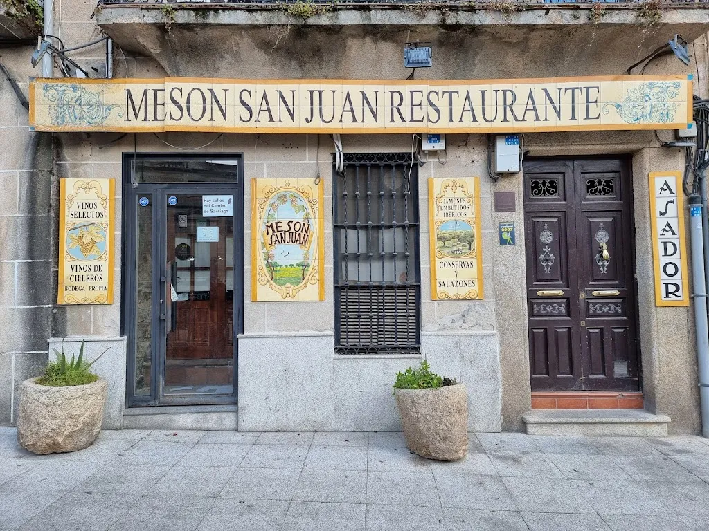 Mesón San Juan restaurant in Castrillo del Val