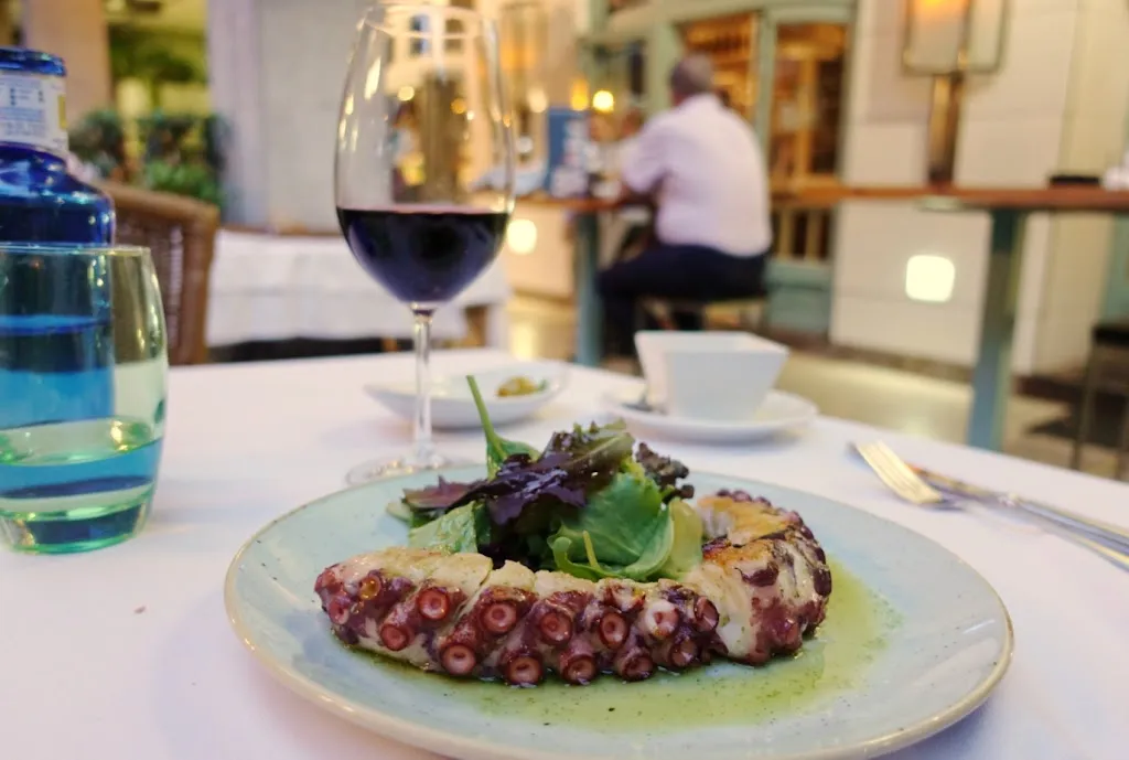 Maria Grip_El Barril de Orense_Castrillo de Riopisuerga_review