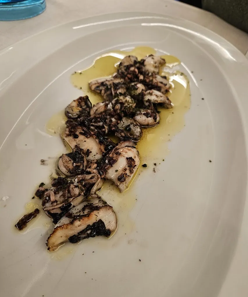 Darryl James Pereira_Restaurante Terra Nosa_Santiago de Compostela_review