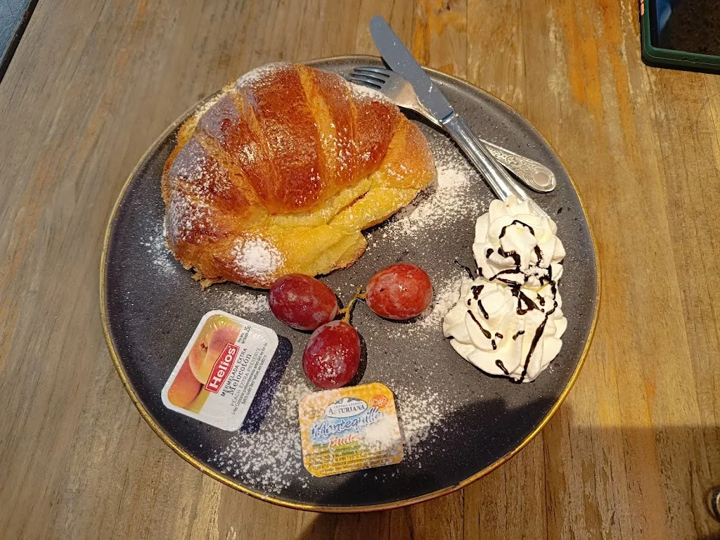 Menü_Café Vinilo_Cabezón de la Sierra_Bild_8