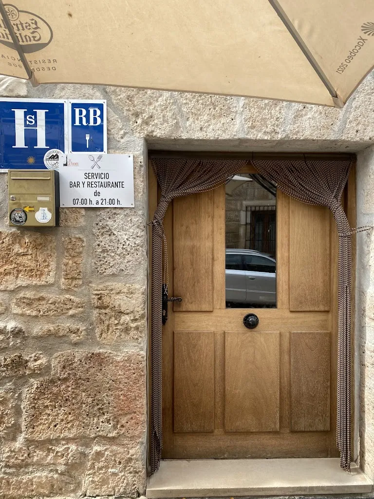 Kim syeon_Bar Restante la fueta_Celada del Camino_review