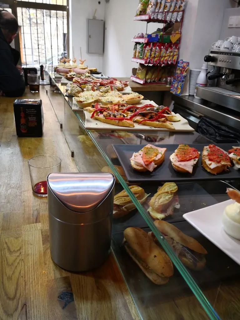 Estanco taBerna restaurant in Condado de Treviño