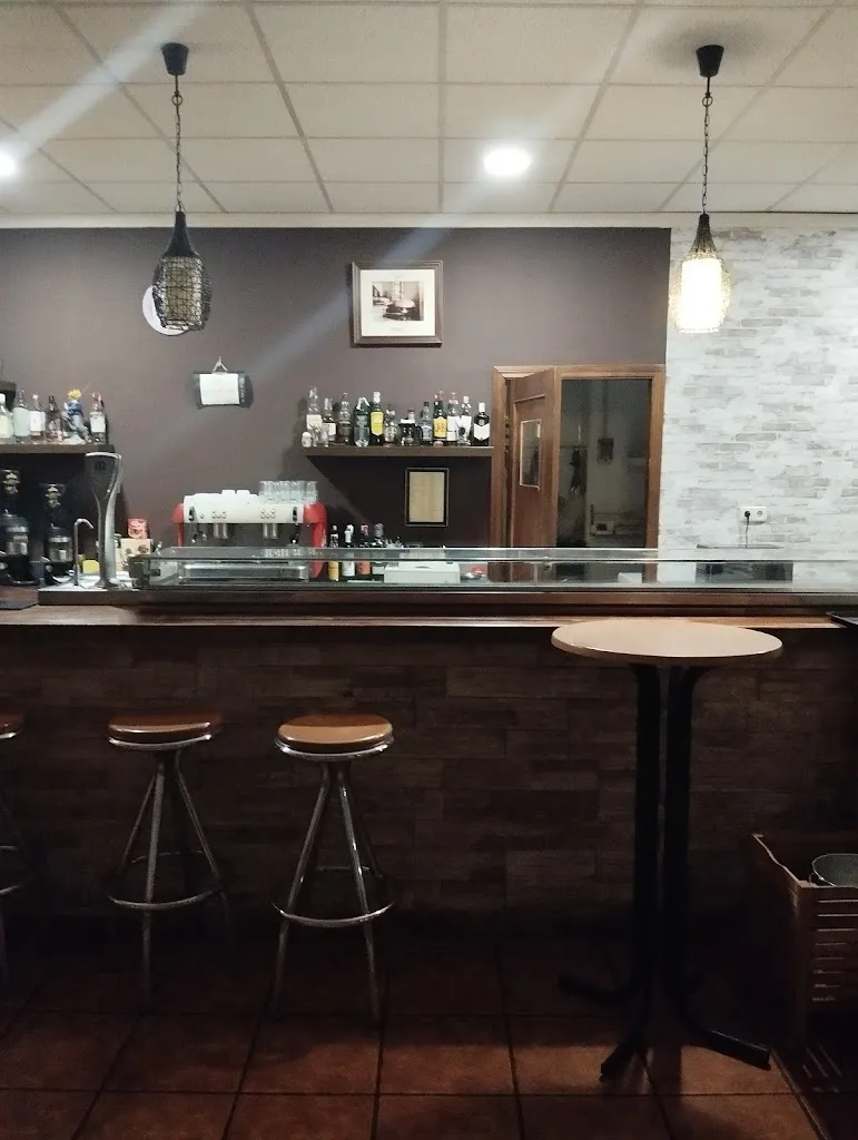 Mesón Coruña_Coruña del Conde_slider_image_1