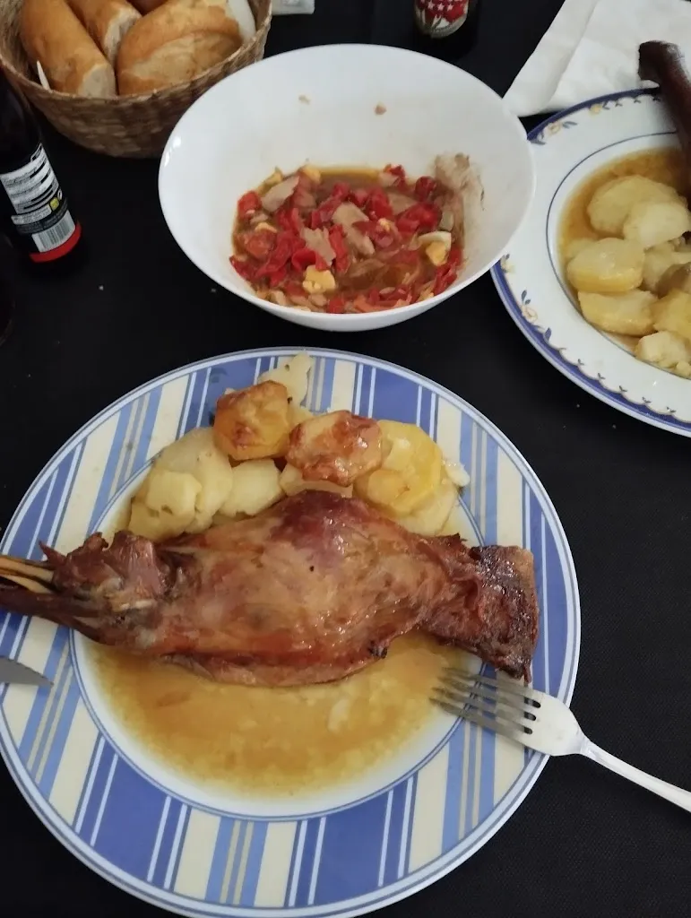 Mesón Coruña_Coruña del Conde_slider_image_2