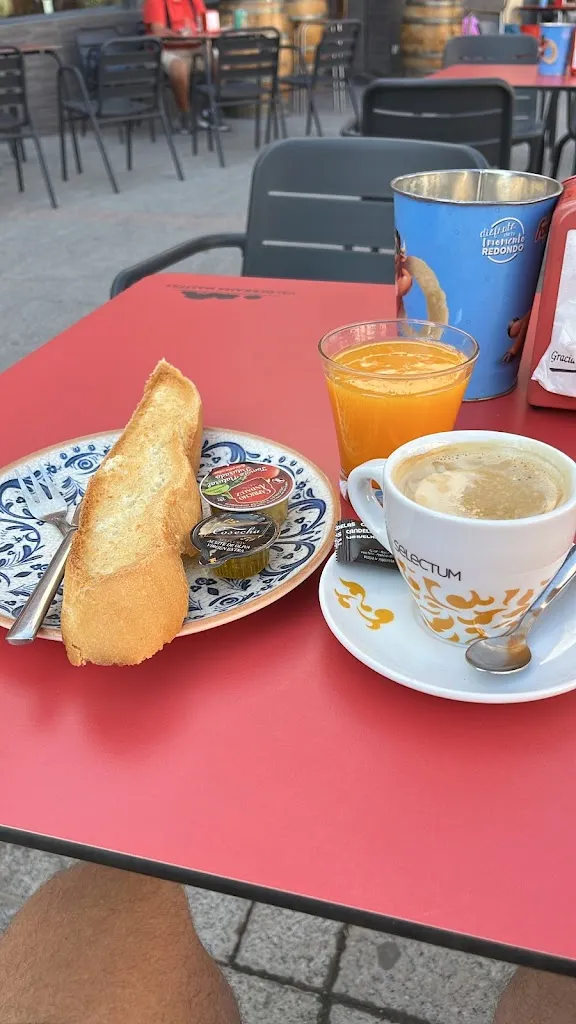 betiche beti_Pub la Cava de Roa SL_Cueva de Roa La_review