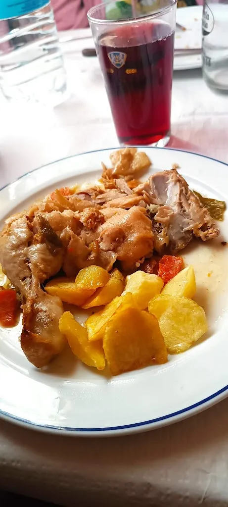 Ismael Medina_Bar Restaurante El Puente_Covarrubias_review