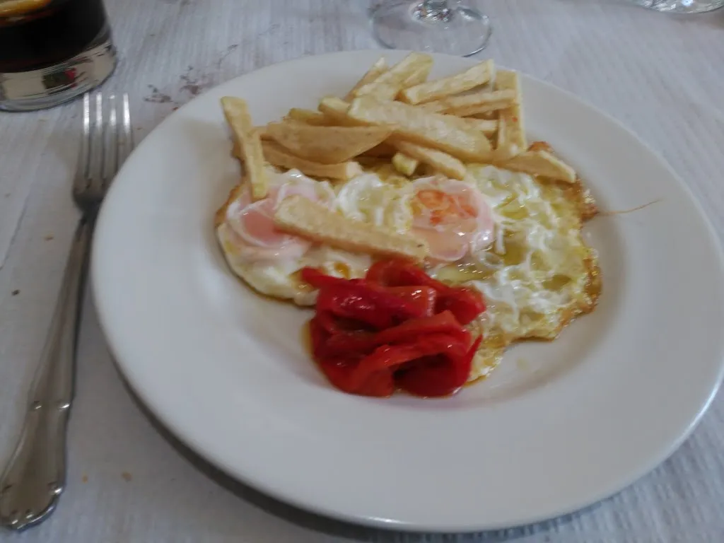 Ceci Rementerías_Bar Ramón_Fresneda de la Sierra Tirón_review