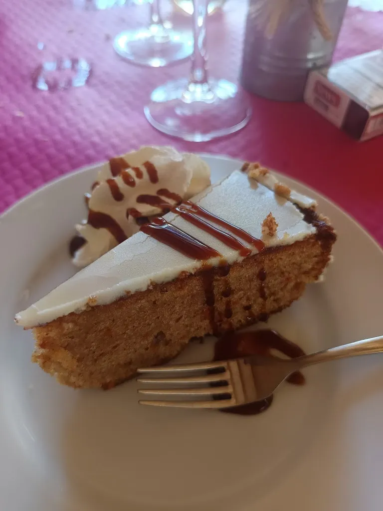 BAILLEUL Laetitia_Restaurante El Albergue_Frías_recensione